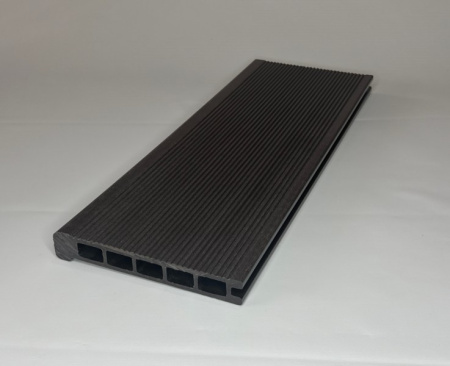 Ступень Экодекинг Титан пустотелая 180х25х3000 Венге